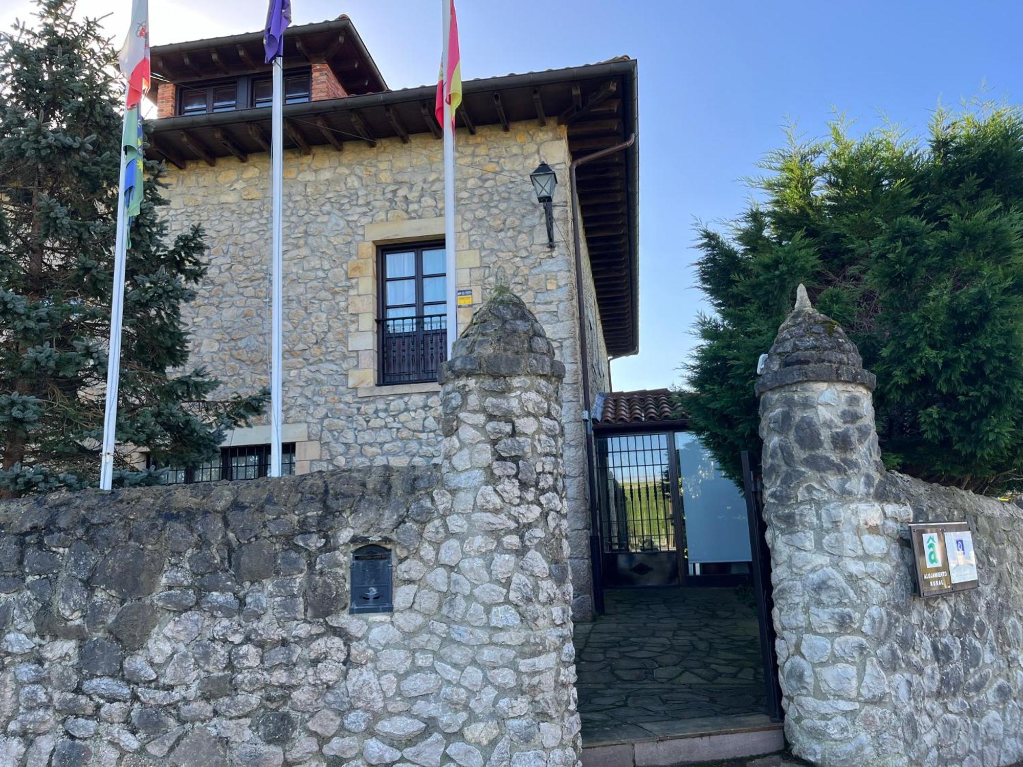 Posada San Tirso Tonanes Екстер'єр фото